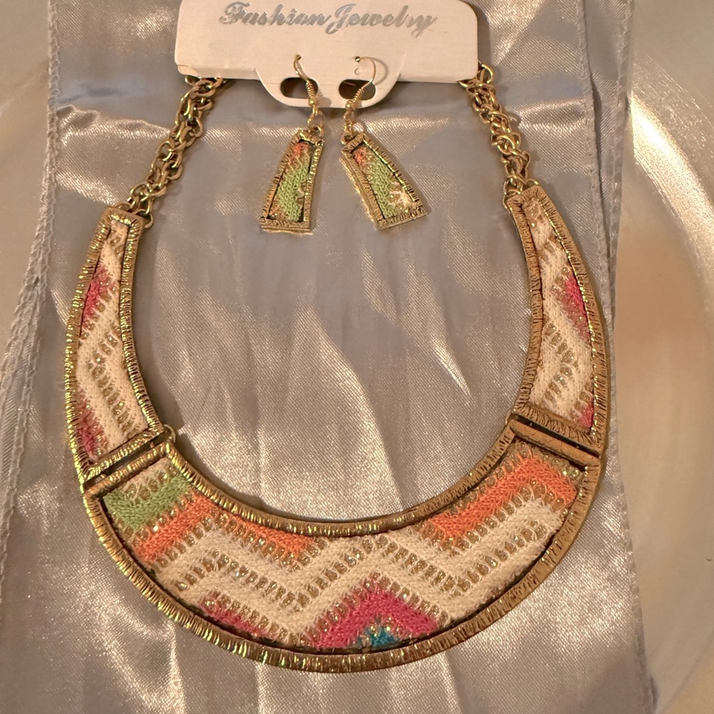 Beautiful multi color bangle necklace and earrings